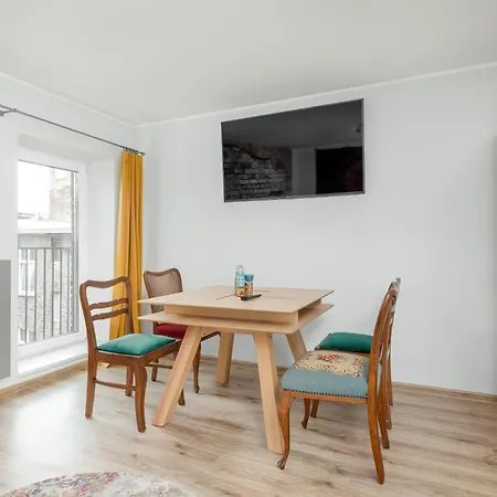 Nowoczesne I Stylowe W Centrum Bytomia Blisko Rynku By Renters Appartamento *