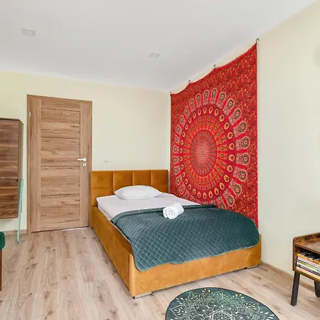 Nowoczesne I Stylowe W Centrum Bytomia Blisko Rynku By Renters * Bytom