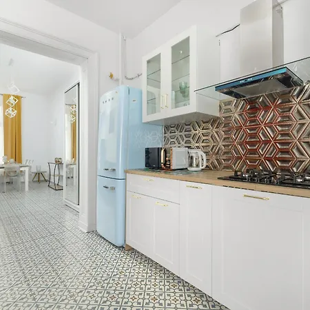 Nowoczesne I Stylowe W Centrum Bytomia Blisko Rynku By Renters Apartmán Bytom