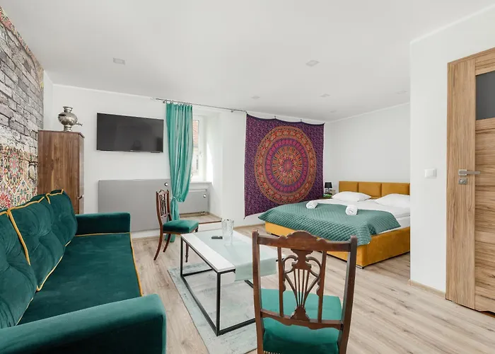 Nowoczesne I Stylowe W Centrum Bytomia Blisko Rynku By Renters