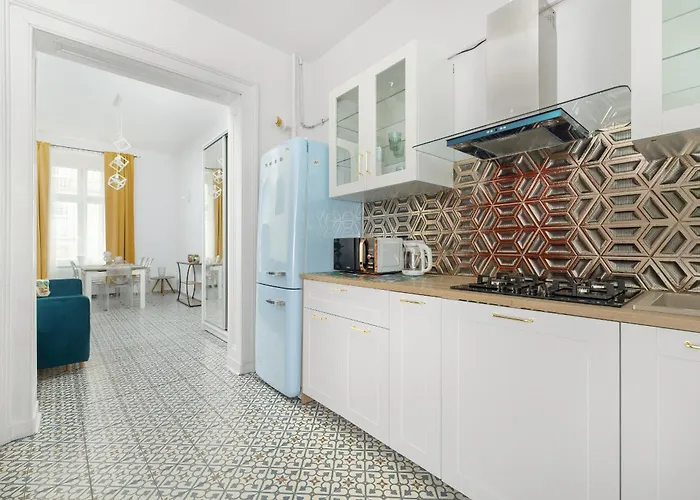 Nowoczesne I Stylowe W Centrum Bytomia Blisko Rynku By Renters Διαμέρισμα Μπίτομ